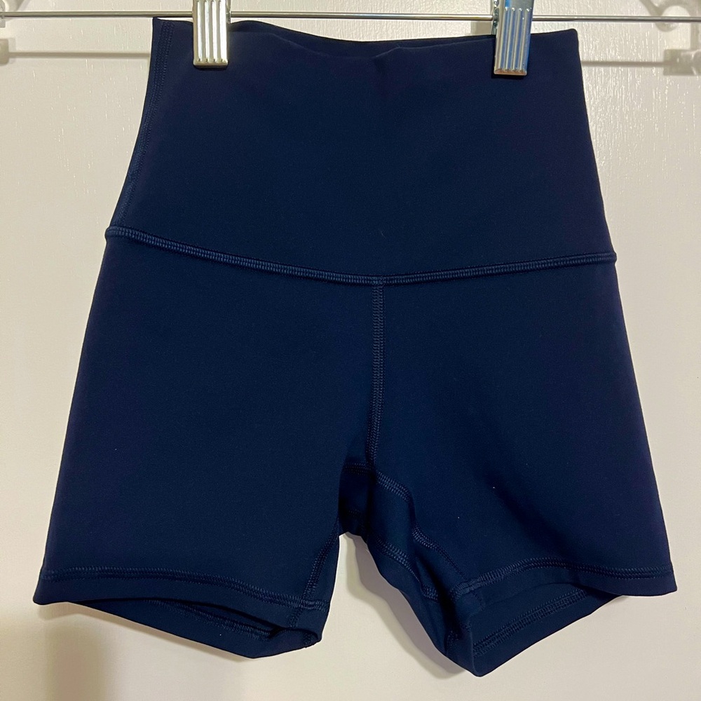 Lululemon navy high rise bike shorts sz0 / 17”W